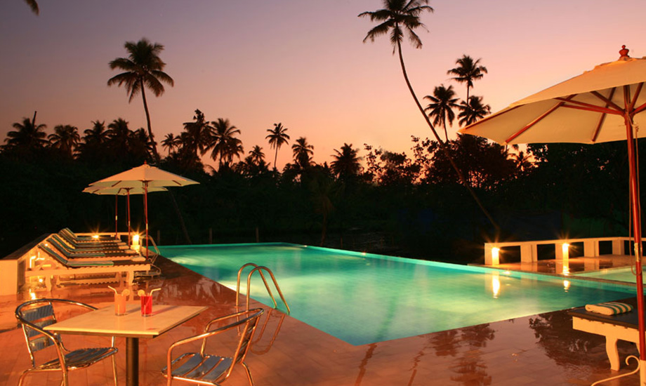 Abad Turtle Beach Resort de luxe pool villa bedroom
