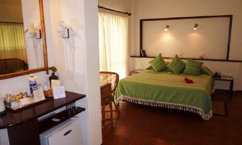 Marari Beach Resorts de luxe pool villa bedroom